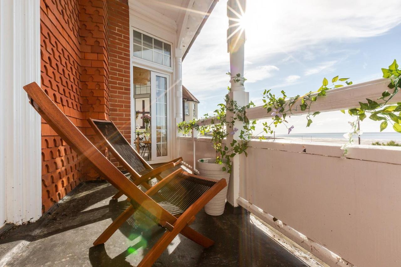 A View Of The Bay- Panoramic Sea Views- Sleeps 4 Apartman Westgate-on-Sea Kültér fotó