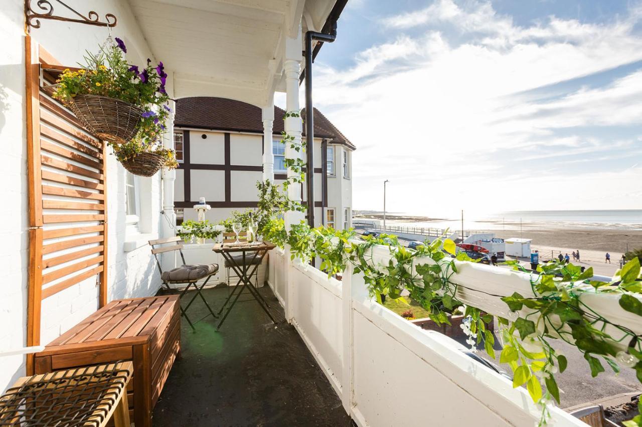 A View Of The Bay- Panoramic Sea Views- Sleeps 4 Apartman Westgate-on-Sea Kültér fotó